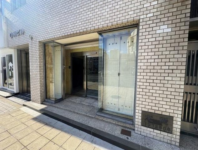 ＯＭビル（面積縮小プラン）のエントランス