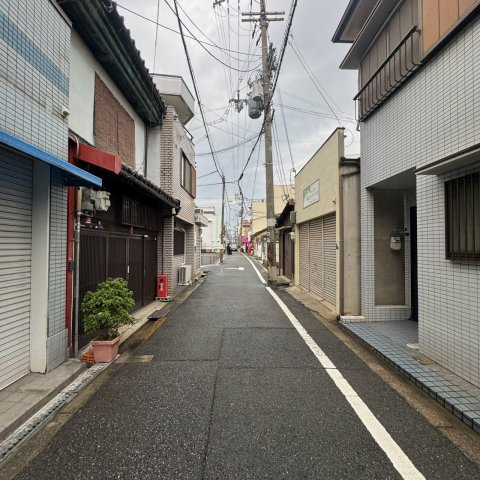 ガーデン・コートの周辺