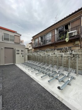 【その他共用部分】 | Residence　koenji　Square | 駐輪場。