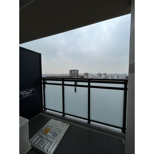 S-RESIDENCE熱田一番のバルコニー|お洗濯にも便利なバルコニー付き