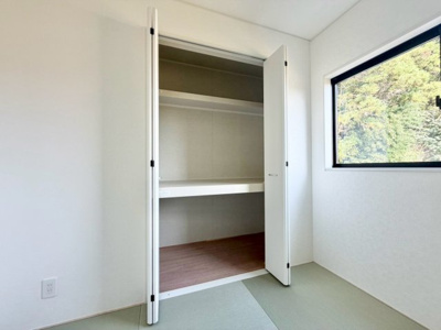 【収納】 | 八街市榎戸3号棟 | 即日内覧可能です！お気軽に０４７６－３７－３８８８までお問合せ下さい。