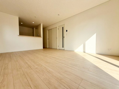 【居間・リビング】 | 八街市榎戸3号棟 | 即日内覧可能です！お気軽に０４７６－３７－３８８８までお問合せ下さい。
