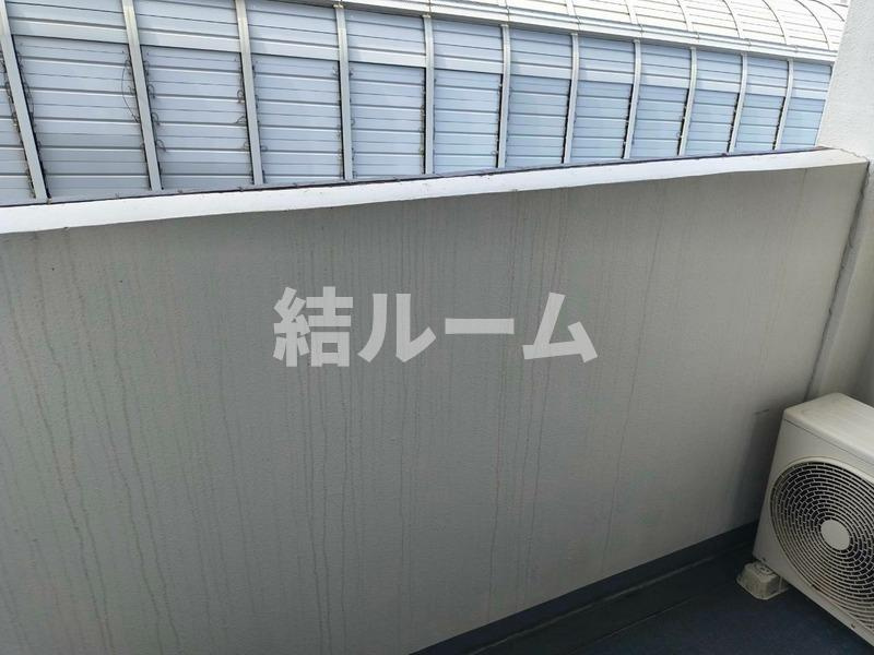 北区滝野川１丁目の賃貸マンションのバルコニー