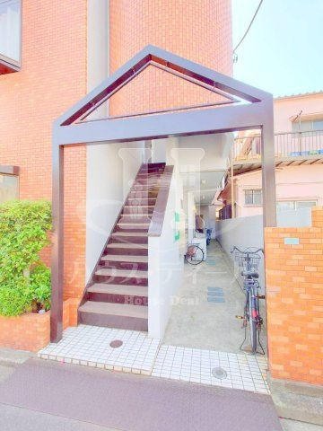 【エントランス】 | バチュラー蕨