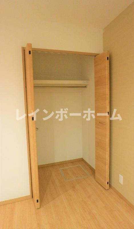 REGALEST 谷塚の収納|ちょっとした収納スペースも充実しています