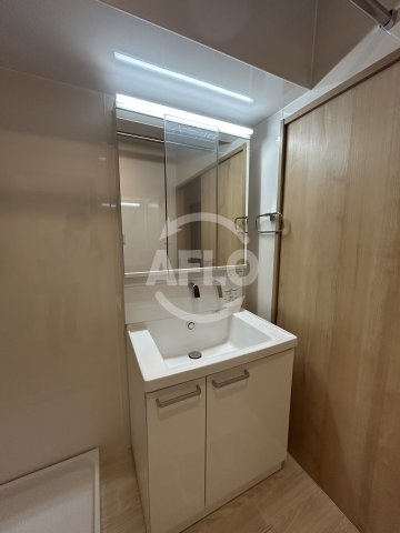 第2関根マンションの独立洗面台|洗面台
