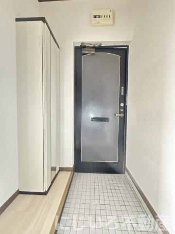 コーポソレイユの玄関