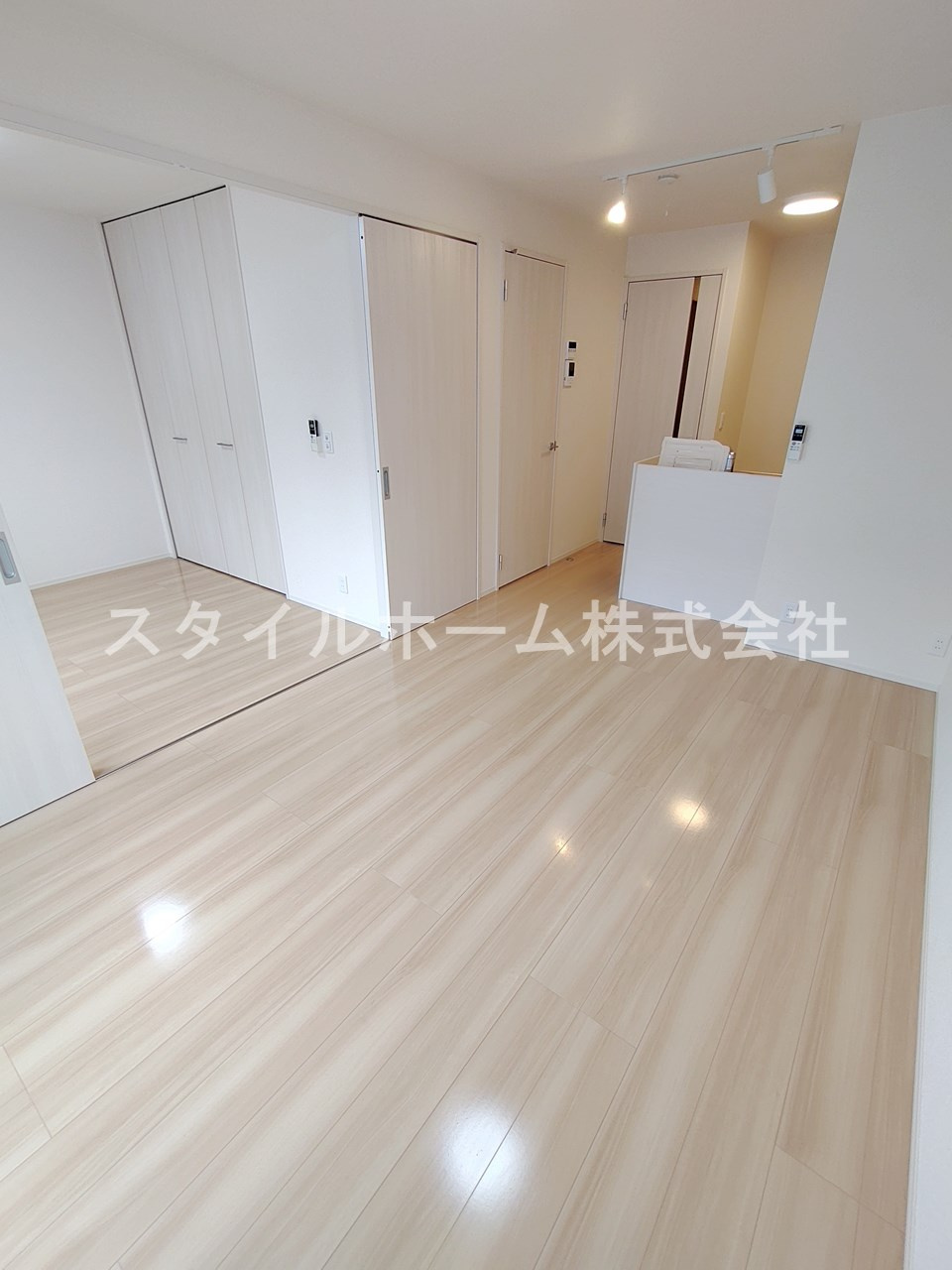 ヴィラ・ロワイヤル　七番館の居間・リビング