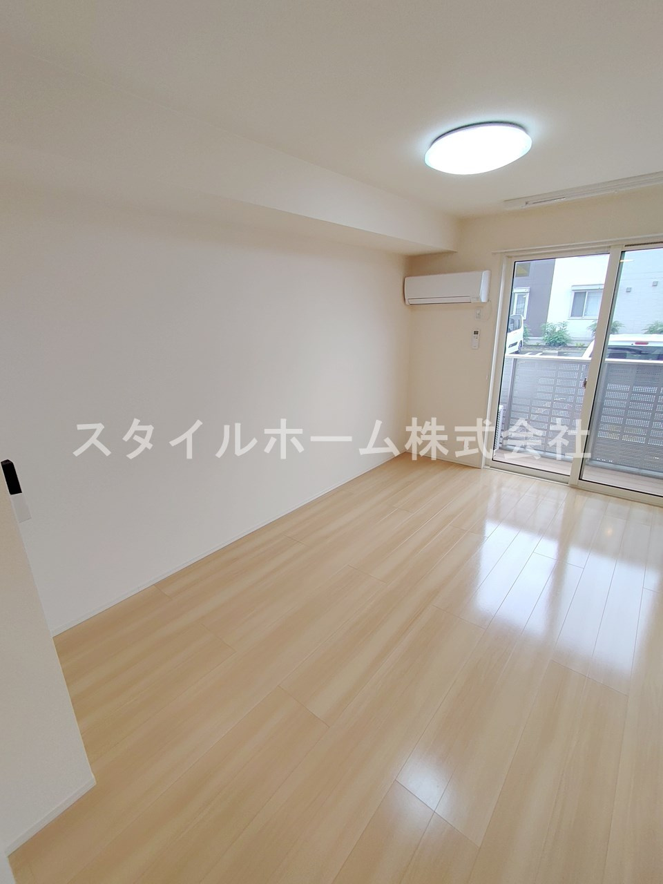 ヴィラ・ロワイヤル　七番館の居間・リビング