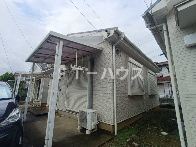 興松貸家のエントランス