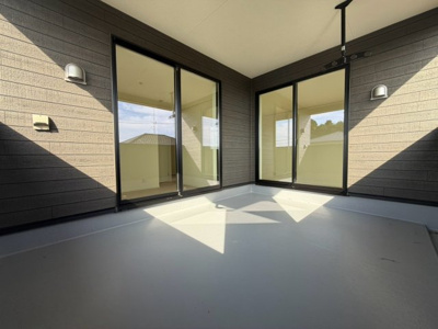 【バルコニー】 | 八街市榎戸1号棟 | 即日内覧可能です！お気軽に０４７６－３７－３８８８までお問合せ下さい。