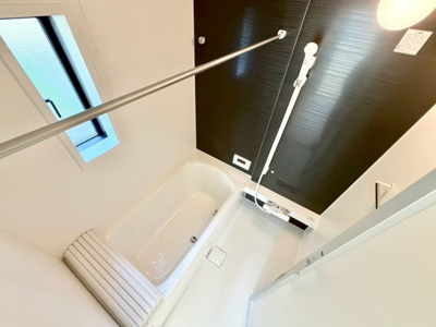 【浴室】 | 八街市榎戸1号棟 | 即日内覧可能です！お気軽に０４７６－３７－３８８８までお問合せ下さい。