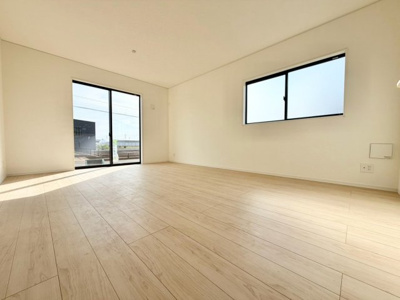 【居間・リビング】 | 八街市榎戸1号棟 | 即日内覧可能です！お気軽に０４７６－３７－３８８８までお問合せ下さい。