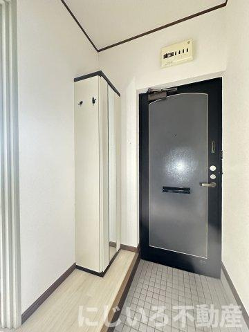 コーポソレイユの玄関
