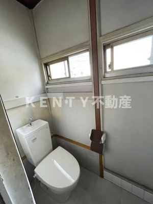 【トイレ】 | 港荘 | 清潔感のあるトイレです