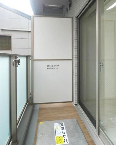 【バルコニー】LUMEED CUBE 菊川 PREMIUM