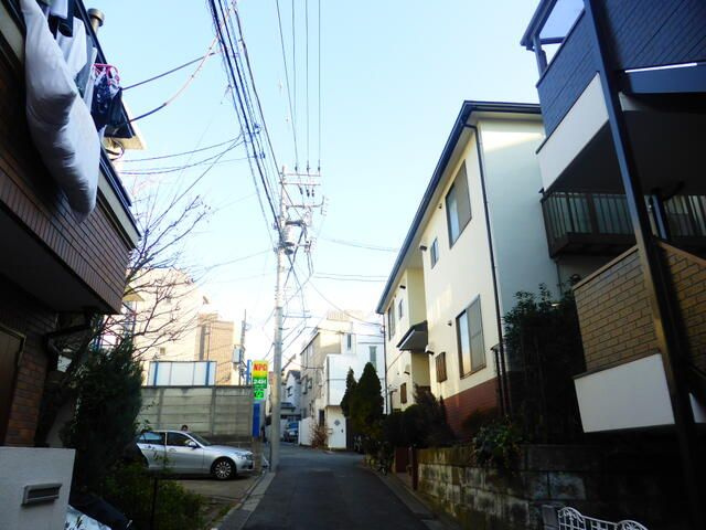 ドミールベルチェリーの周辺