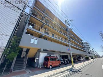 敷地内に駐輪場あります♪