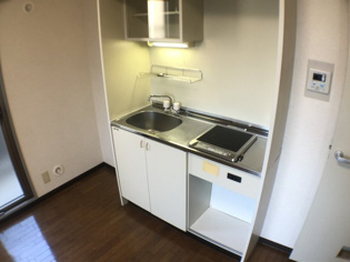 壁付けキッチンでスペースを有効活用できます！
