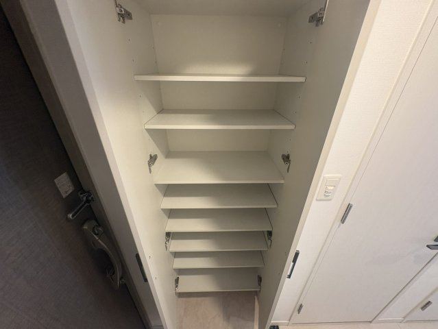 S-RESIDENCE江坂Eminenceの収納