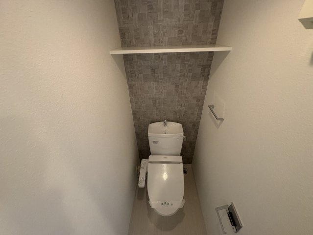 S-RESIDENCE江坂Eminenceのトイレ