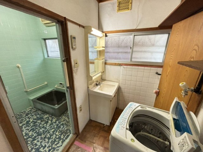 【独立洗面台】 | 山直中町　中古戸建 | リフォームプランのご相談も承っております。詳しくはお気軽に係りの者にお尋ねください！※リフォームには別途費用が発生します。