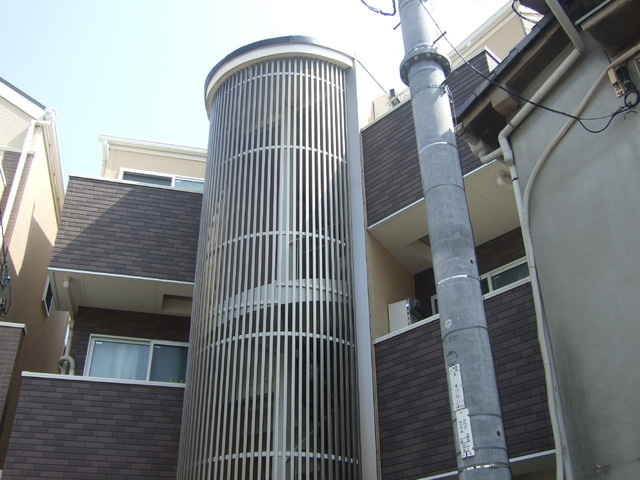 大阪市東淀川区淡路４丁目のアパート