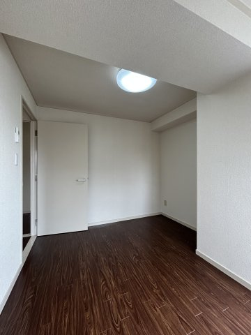 名古屋市天白区植田南３丁目の賃貸マンションの洋室