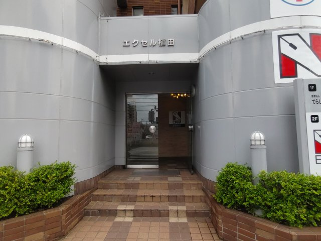 名古屋市天白区植田南３丁目の賃貸マンションのエントランス