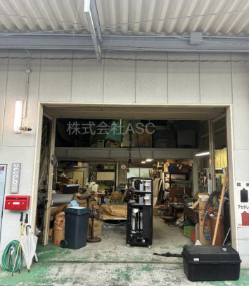 東大阪市布市町2丁目貸倉庫のエントランス