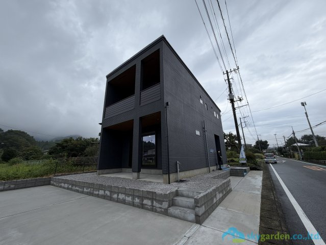 厚木市上荻野　新築戸建　全1棟1号棟の外観