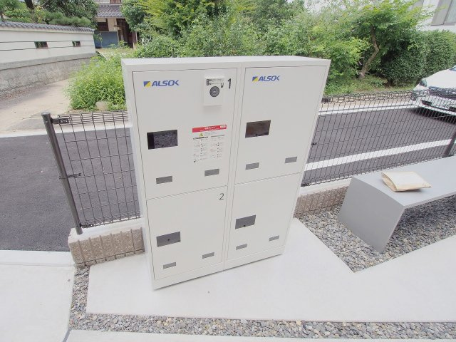 スターグレイス西原のエントランス