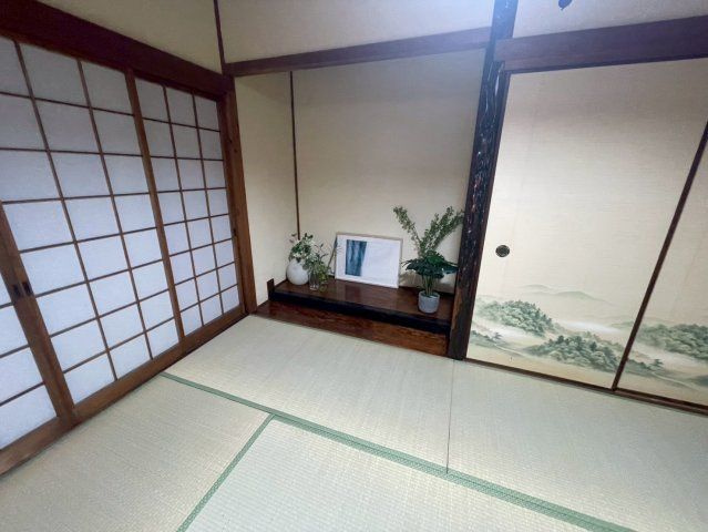南畝　賃貸戸建の和室