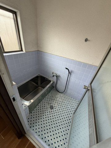 南畝　賃貸戸建の浴室