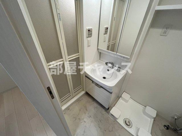 ディアレイシャス金山の独立洗面台