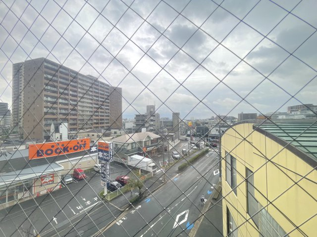 寝屋川市松屋町の事務所の展望