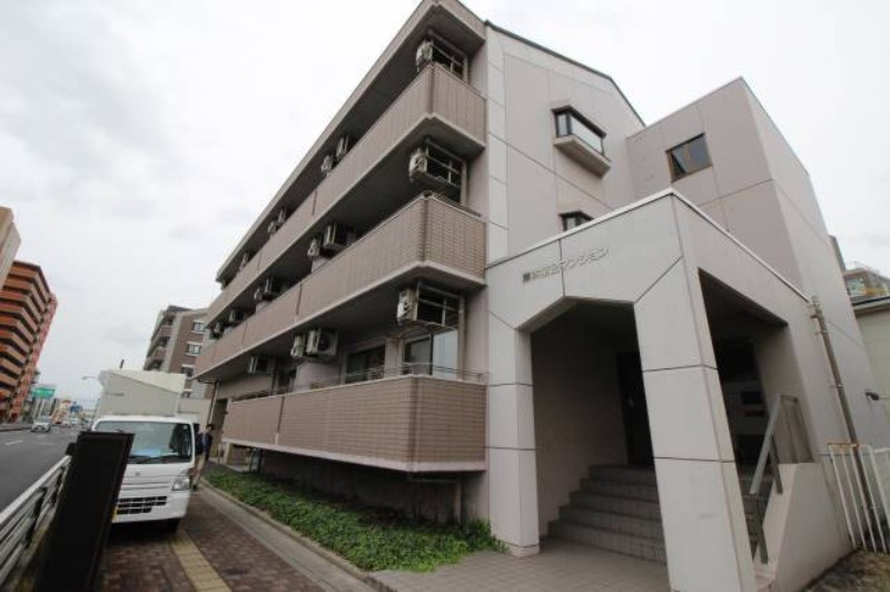 第２岸本マンションの外観