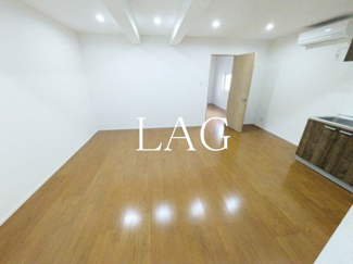 【居間・リビング】 | エスポワール | 洋室のお部屋です。