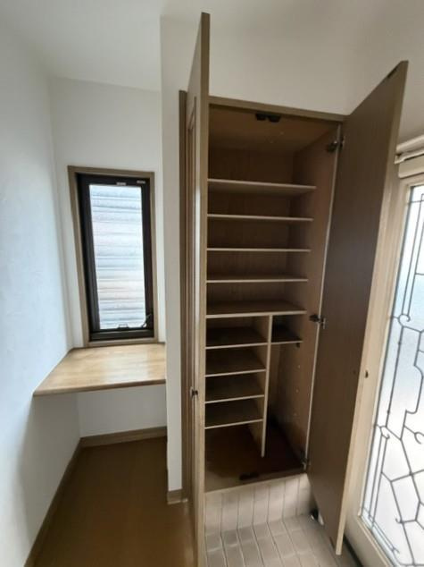 青江4丁目戸建　の玄関