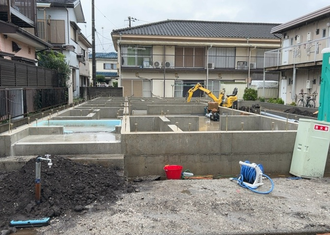 【展望】 | 御園新築戸建 | 桜や紅葉の名所に出かける人は多いと思いますが、家にいながら季節の移ろいを感じる生活を送りませんか？リビングや窓から見える景色が生活を彩るワンポイントに！現地から見える景色を堪能してみては如何でしょう。