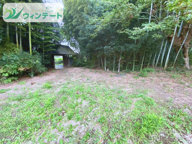 つくば市吉沼11　売地の外観|土地の形状や周辺の雰囲気など、現地だからこそ分かるポイントもございます。