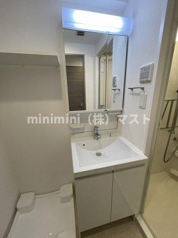 スプランディッド難波SOUTHの洗面所