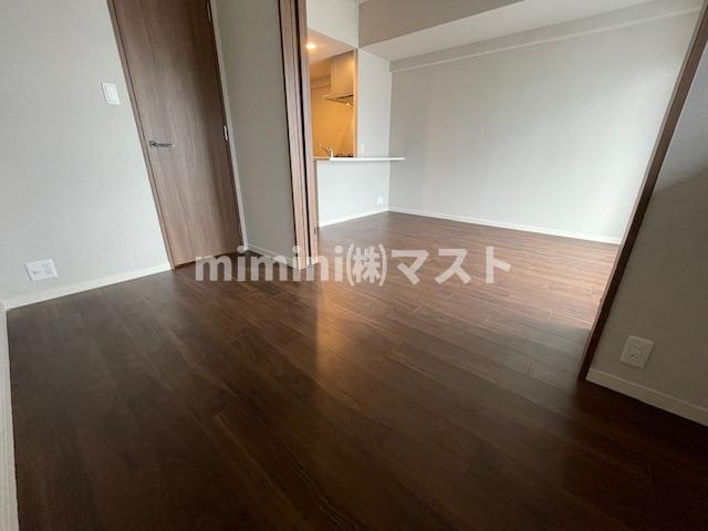 S-RESIDENCE阿波座chiaroの洋室