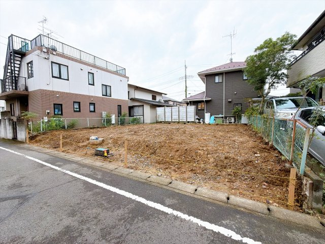 さいたま市西区プラザ2期の前面道路含む現地写真