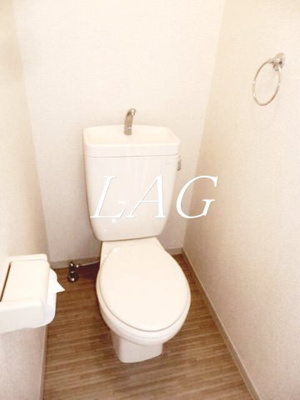 【トイレ】 | ヴィヴァーチェ | トイレです。