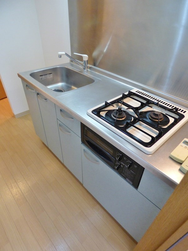 芦屋市春日町の賃貸マンションのキッチン