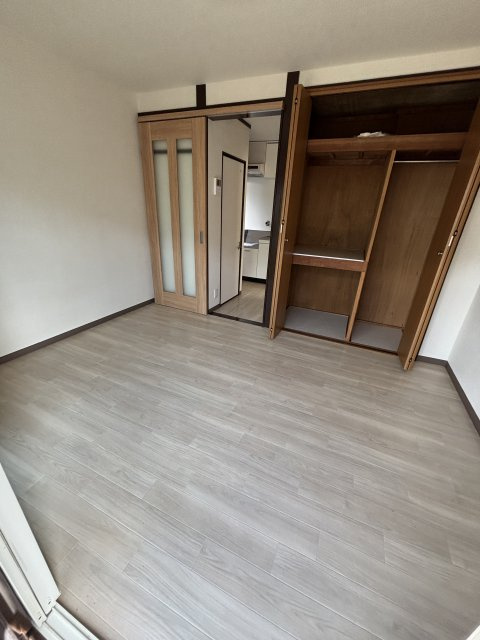 神戸市東灘区本山北町３丁目の賃貸マンションの居間・リビング