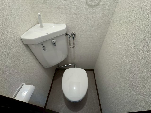 神戸市東灘区本山北町３丁目の賃貸マンションのトイレ