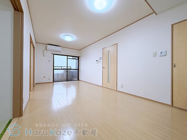 【居間・リビング】 | 鶴陽明ハイツ【名古屋市賃貸・エレベーター付】