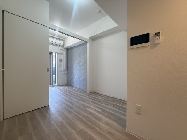 神戸市中央区下山手通８丁目の賃貸マンションの居間・リビング